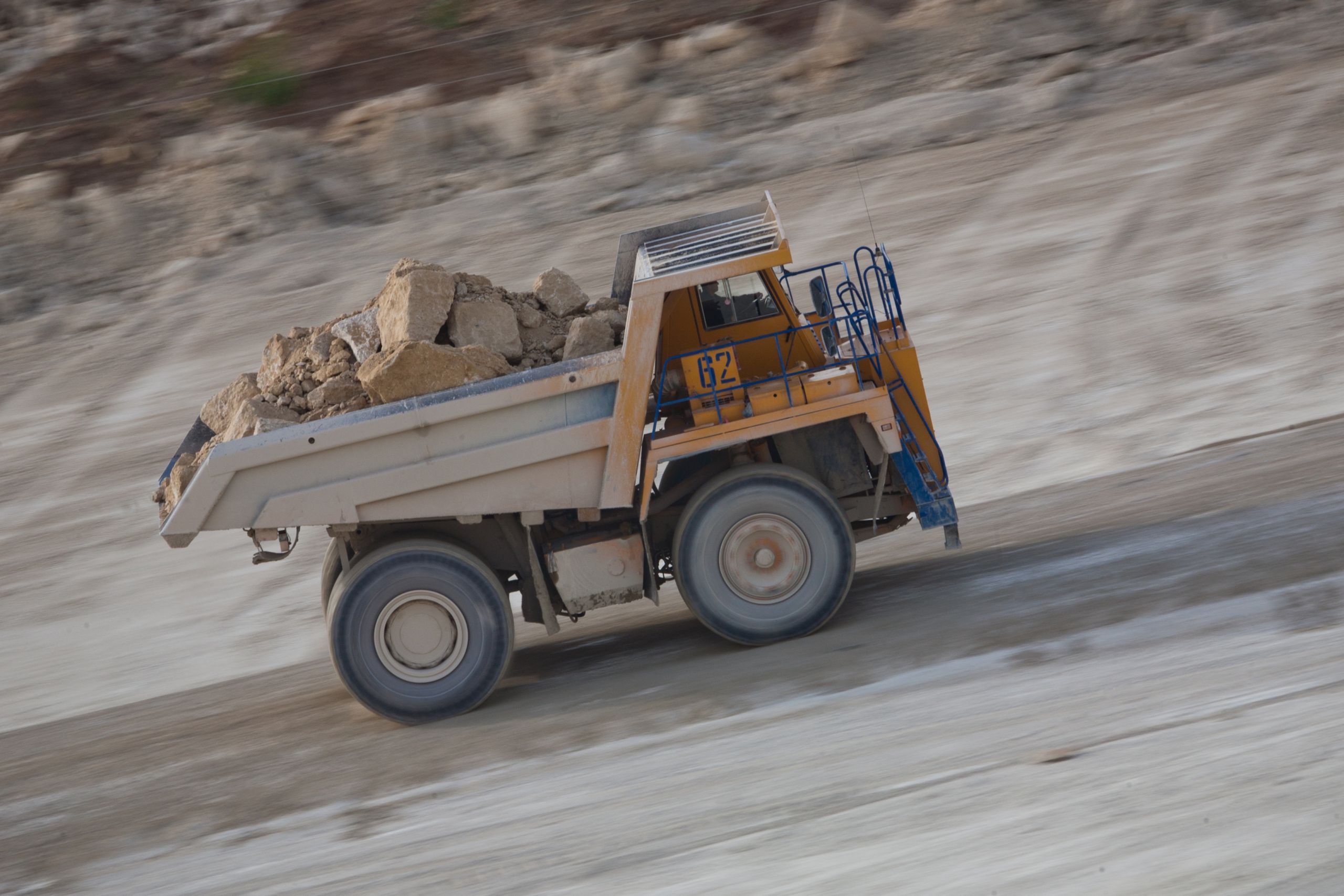 Lime stone handling at Stagdok
