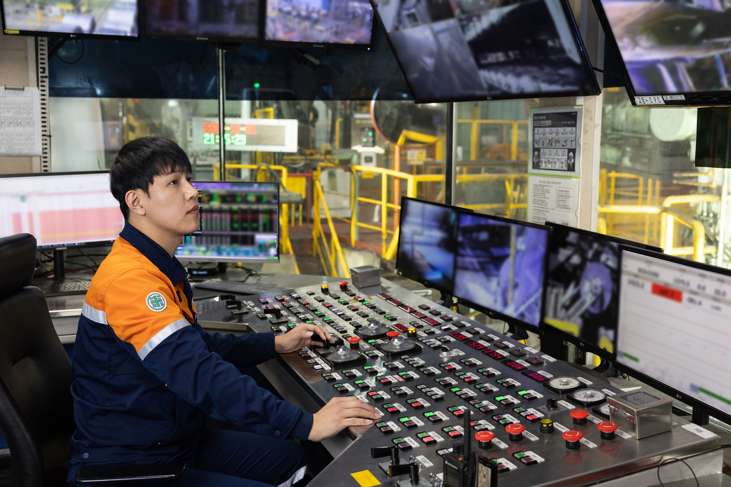 POSCO-Employee-Photos2 (1)